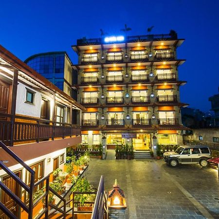 Hotel Kausi ポカラ エクステリア 写真
